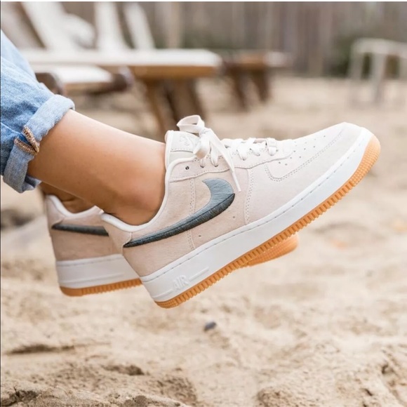 air max 1 lx guava ice